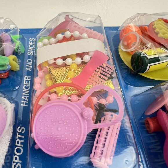 VTG Ancestry Design Fashion Doll Accessories Sealed Sports Hangers Shoes Jewelry - Picture 4 of 8